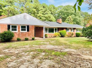 586 Beach Rd, White Stone, VA 22578