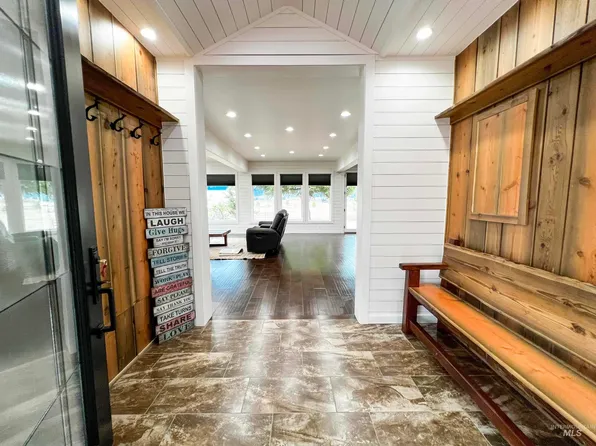 50 Pearson Ln, McCall, ID 83638