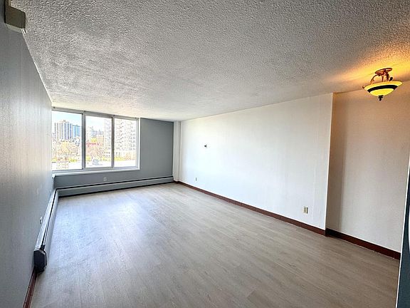 4th image of 1409 N Prospect AVENUE #703