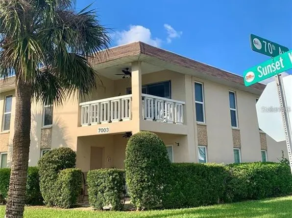 7003 Sunset Way APT 8, Saint Pete Beach, FL 33706
