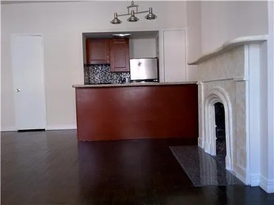 Rented by Living New York | media 26