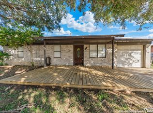 803 Nancy Ln, Pleasanton, TX 78064
