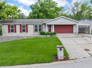 1308 Belleau Lake Dr, O'Fallon, MO