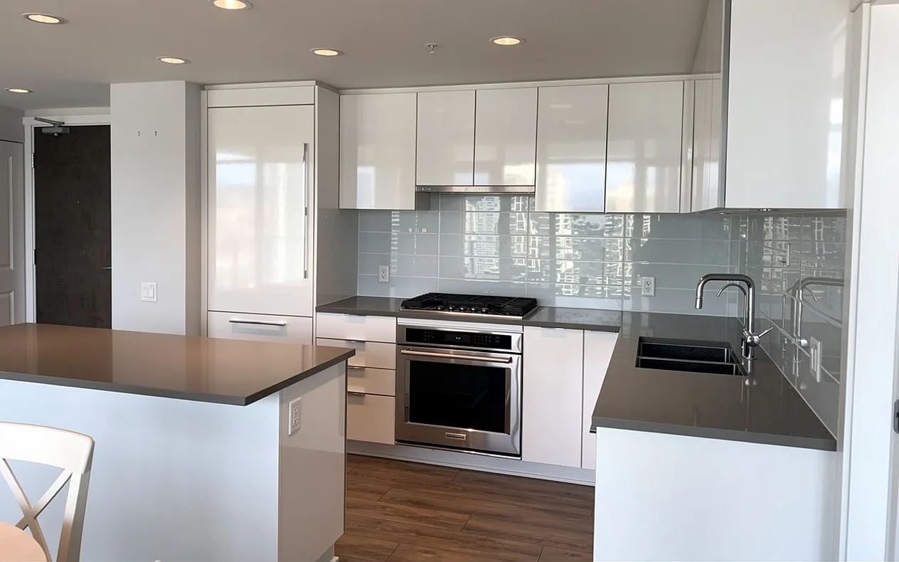 2388 Madison Avenue Burnaby — Photo 2