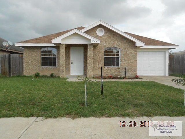 1st image of 3066 Valletta St