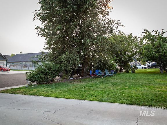 4th image of 3015 Mariah Ct