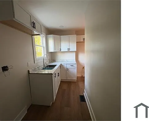 1076 E 15th Ave — Photo 5