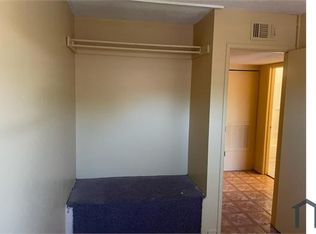 914 SW 8th Ave APT 36, Gainesville, FL 32601