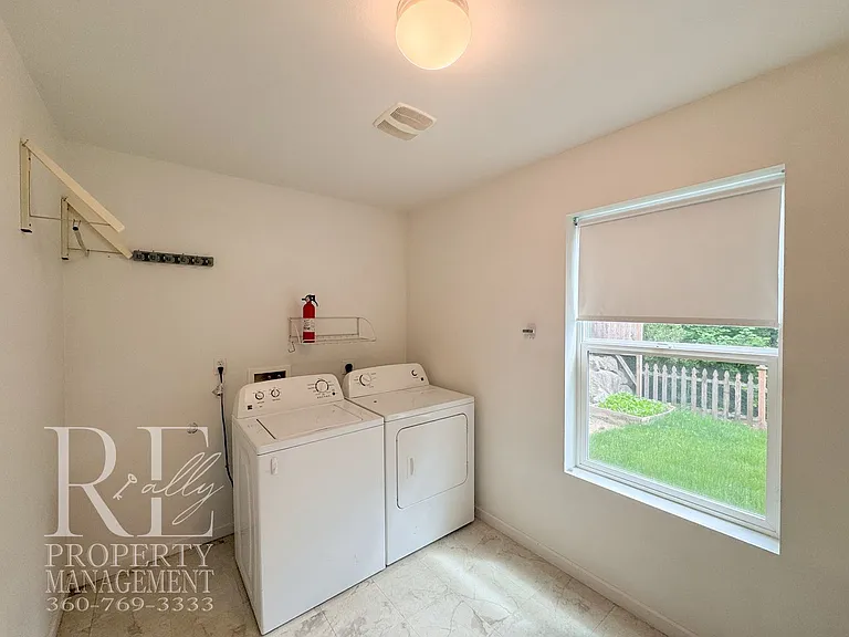 21050 Brevik Pl NW — Photo 12