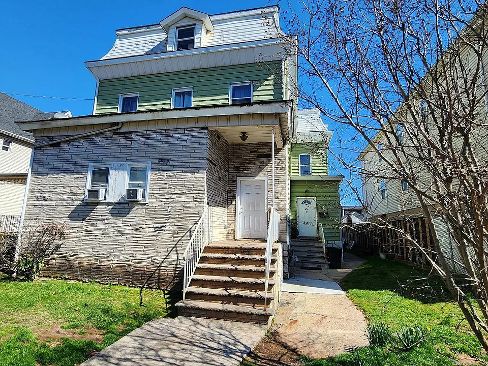 431 Madison Ave #2B