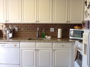 8 Buckingham Way, Mount Laurel, NJ 08054