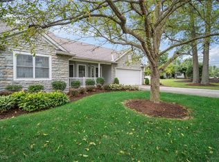 105 Augusta Dr, Elyria, OH 44035