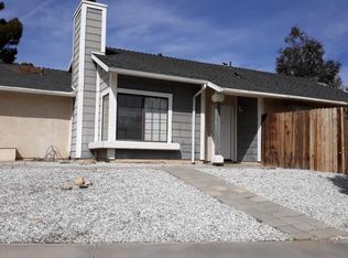 12198 Shooting Star Dr, Victorville, CA 92392