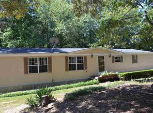 1246 Shaw Rd, Woodruff, SC 29388