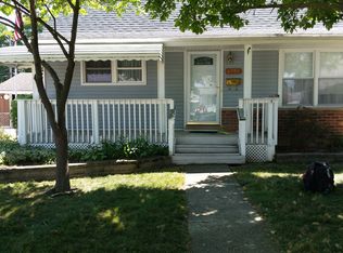 6906 Gilman St, Garden City, MI 48135