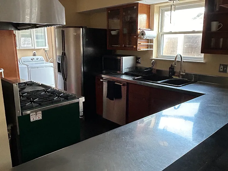 2129 Carol Sue Ave — Photo 12