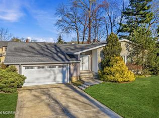 1803 Holbrook St, Oakhurst, NJ