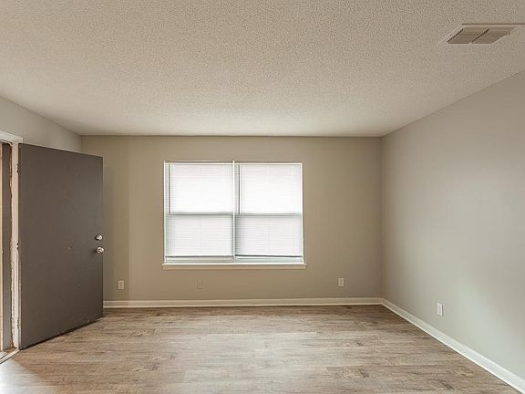 4th image of 500 Cumberland Ave APT B2