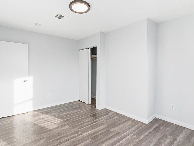 274 Littleton Ave #3 — Photo 13