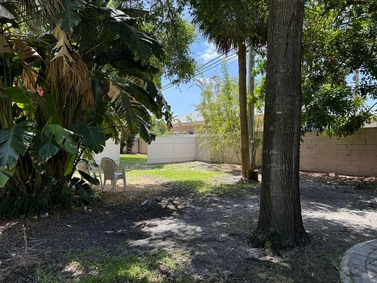 435 3rd Ave — Photo 31