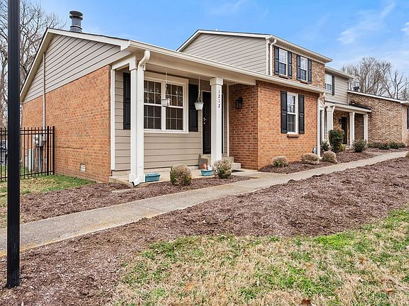 2nd image of 1212 Massman Dr