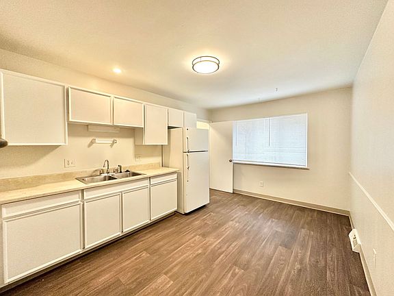 4th image of 7790-7792 W 68th Ave