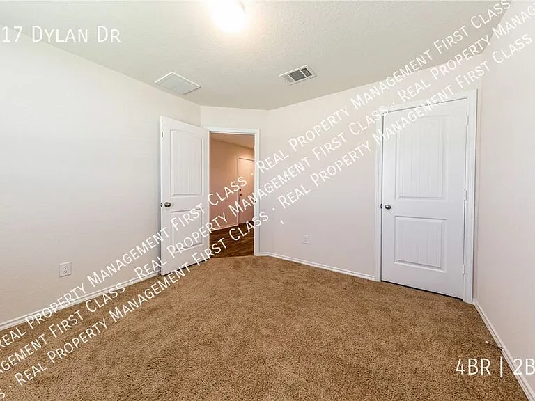 117 Dylan Dr — Photo 14