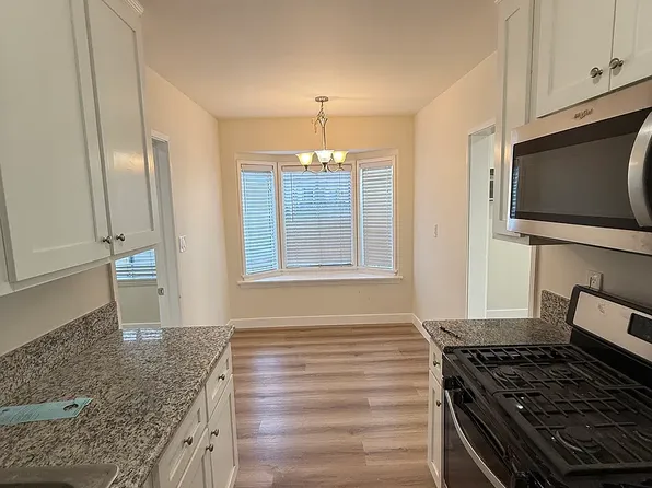 2200 W Olive Ave Suite 111, Burbank, CA 91506