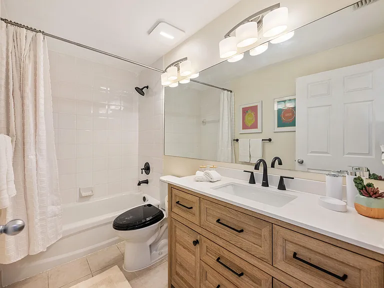 651 Okeechobee Blvd #1107 — Photo 13
