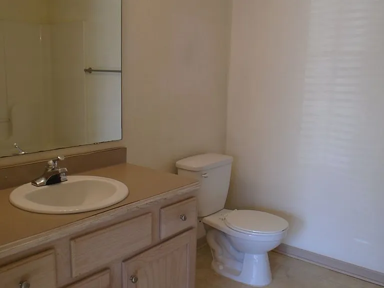 913 Westridge Dr #16 — Photo 10