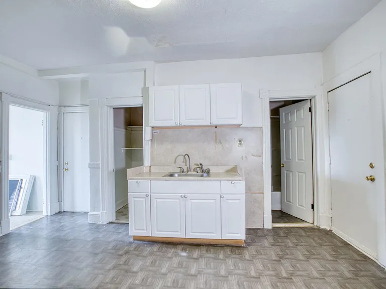 825 Park St #2N — Photo 10