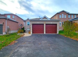 68 Bird St, Barrie, ON L4N 0X3