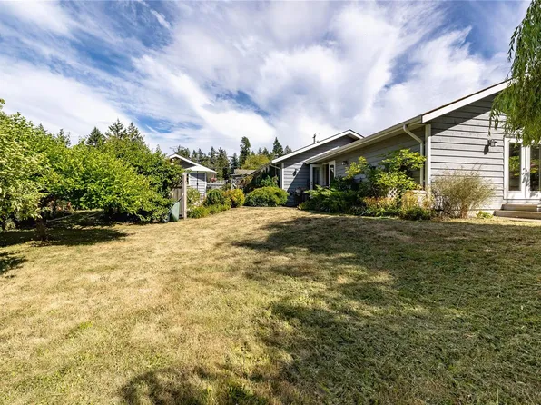 226 Maliview Dr, Saltspring Island, BC V8K 1B9