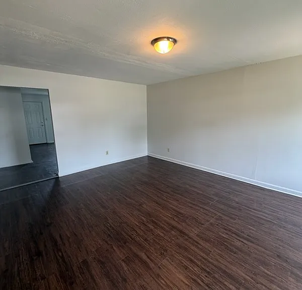 219 Horton Dr #B — Photo 2
