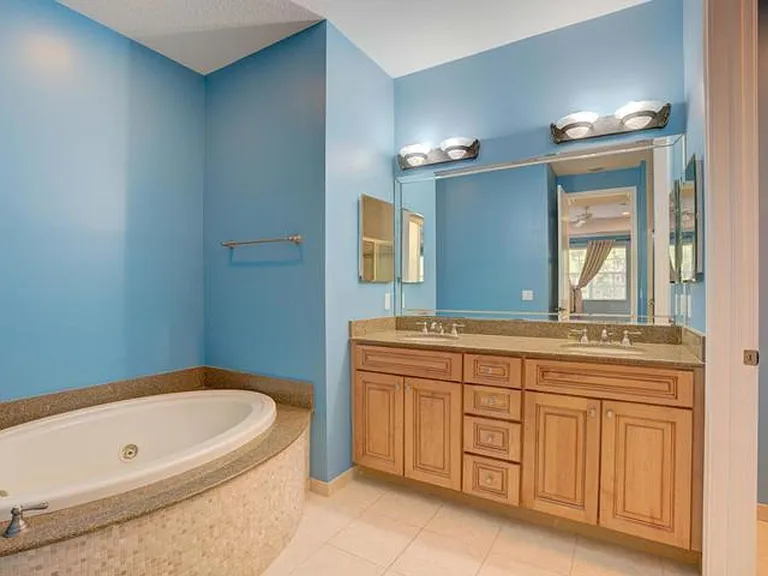 5113 Artesa Way W — Photo 16