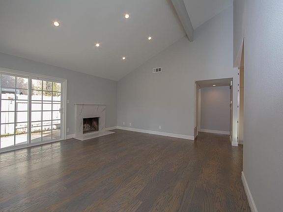 5th image of 3591 Spanish Gate Dr