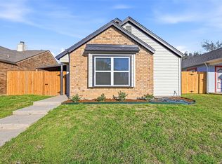 2810 Harvest Lake Dr, Irving, TX 75060