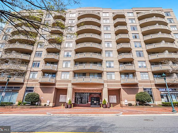 2nd image of 4801 Fairmont Ave APT 810