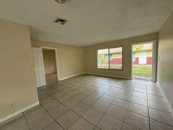 3rd image of 1104 NW 8th Ave #1
