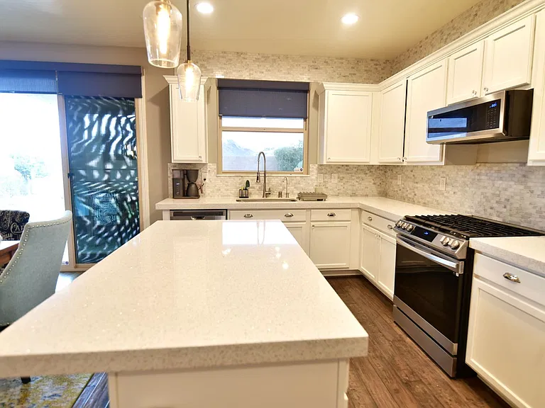 1120 Strada Cristallo — Photo 25
