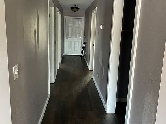2nd image of 206 E Morris St