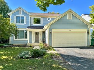 957 Dunhill Rd, Grayslake, IL 60030