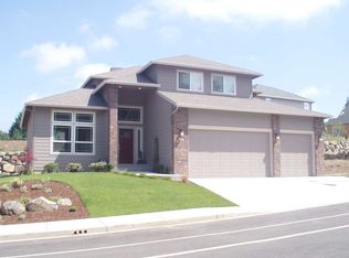 806 N Heron Dr, Ridgefield, WA 98642