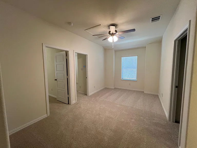 3409 Riverlawn Dr — Photo 15