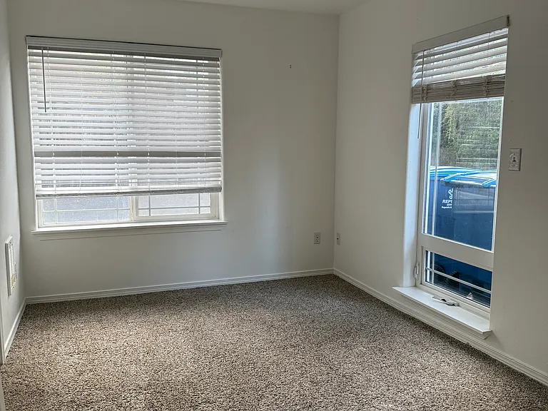 540 NW Portland Ave #1 — Photo 7