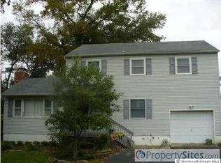 75 Lloyd Rd, Morganville, NJ 07751