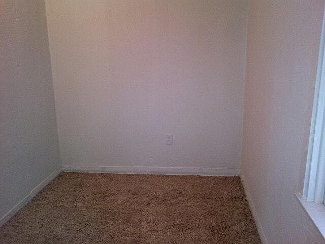 2nd image of 3925 Catawba St