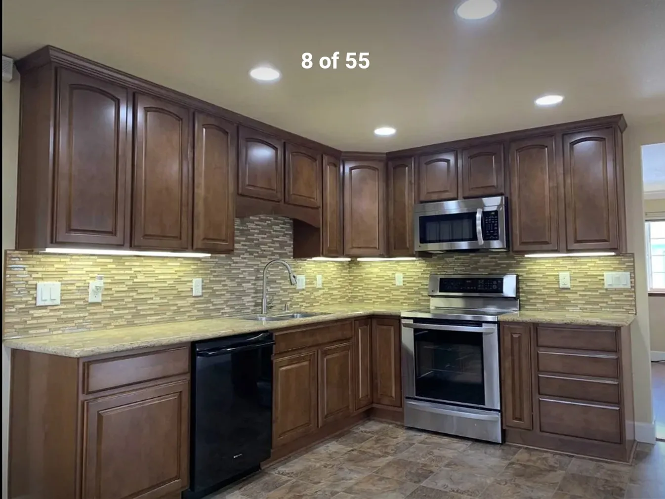 3 bed, 1251 sqft, $1,700 — Photo 2