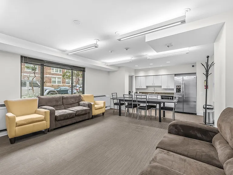 5410 Connecticut Ave NW #811A — Photo 33