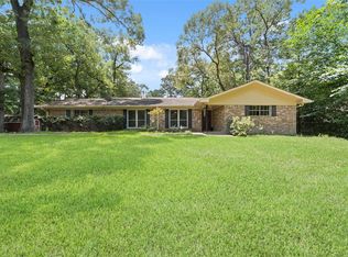 108 Hereford Dr, Conroe, TX 77304